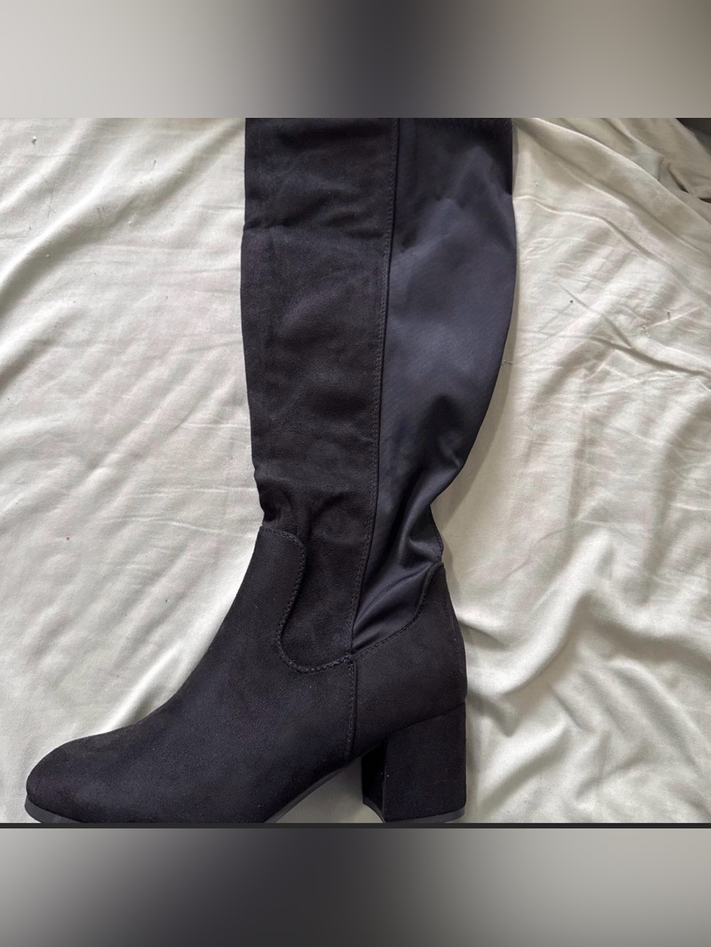 Women's Black Knee-High Block Heel Boots